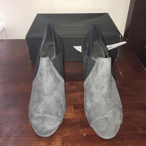 Tahari Heels